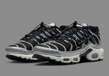 Nike Air Max Plus Lace Toggle 39Black Metallic Silver39  A140 yorum görseli