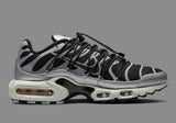 Nike Air Max Plus Lace Toggle 39Black Metallic Silver39  A140 yorum görseli