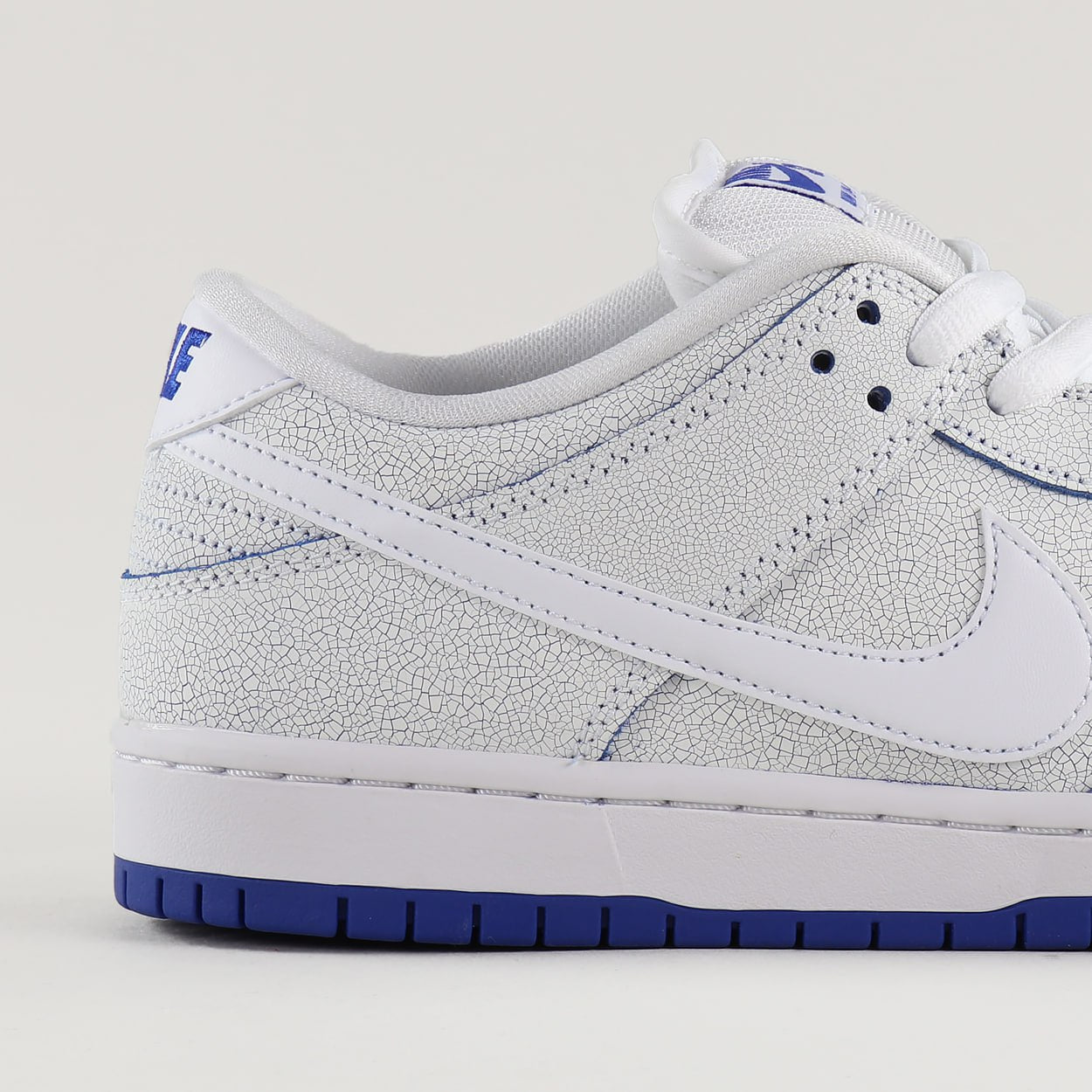 Nike SB Dunk Low Game Royal  A122 Ürün ikincil görseli