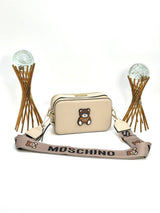 MOSCHINO SNAPSHOT WITH NEW BAG yorum görseli