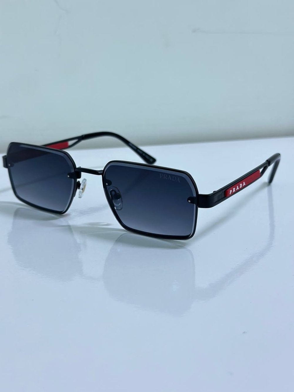 Prada Siyah İthal  Kadın Gözlük P0405