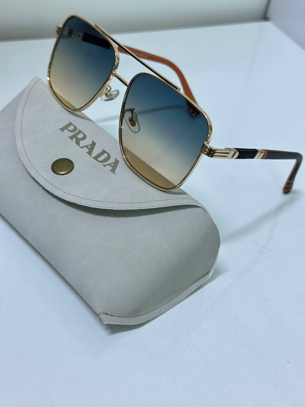 Prada PR 67ZS Gradyan İthal Erkek Gözlük G4536-VLL