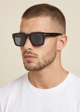 Hugo Boss Siyah İthal Erkek Güneş Gözlüğü P0466 yorum görseli